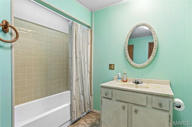 11675 Billings Road, Ste Genevieve, MO 63670