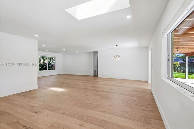 8420 SW 179th St, Palmetto Bay, FL 33157