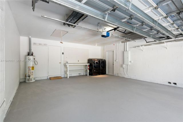 8420 SW 179th St, Palmetto Bay, FL 33157