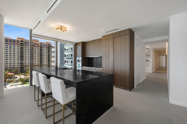 2000 S Ocean Dr 7B, Hallandale Beach, FL 33009