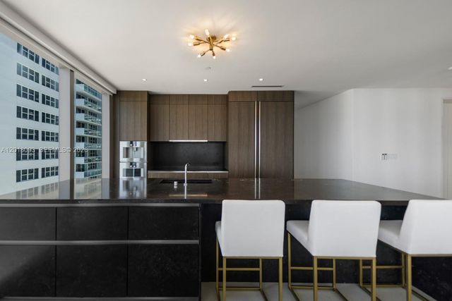 2000 S Ocean Dr 7B, Hallandale Beach, FL 33009
