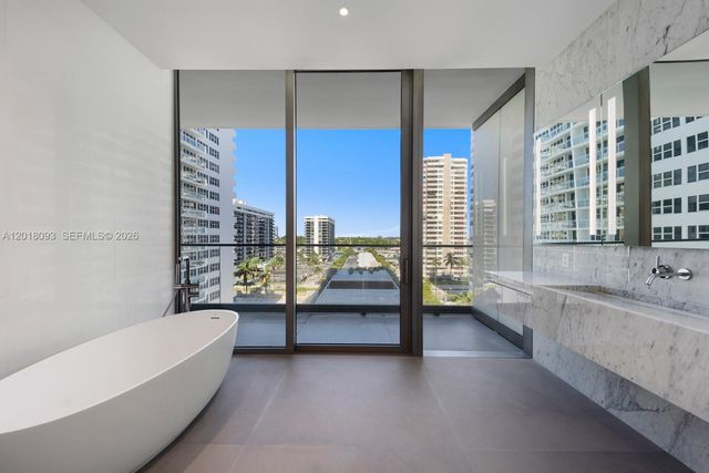 2000 S Ocean Dr 7B, Hallandale Beach, FL 33009