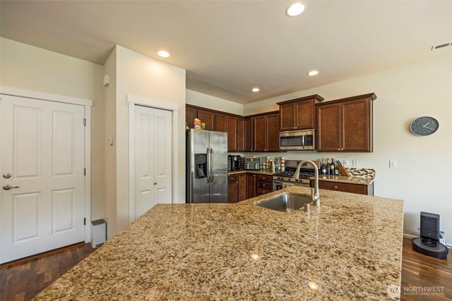 6605 Svea Court NE, Lacey, WA 98516