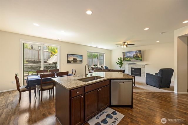 6605 Svea Court NE, Lacey, WA 98516