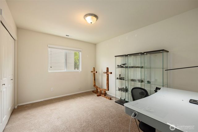 6605 Svea Court NE, Lacey, WA 98516