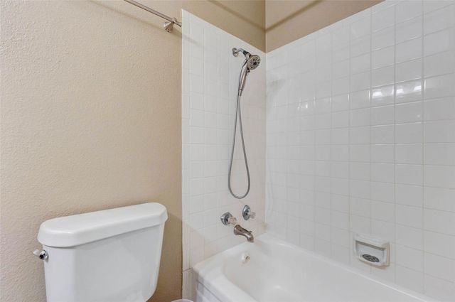 1212 Fairview Avenue A, Houston, TX 77006