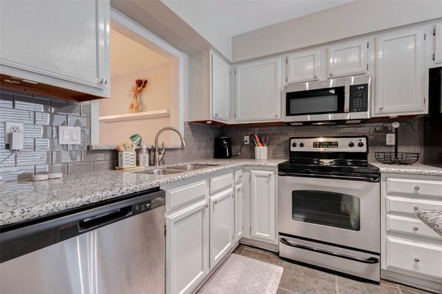 1212 Fairview Avenue A, Houston, TX 77006
