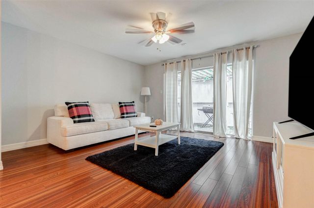 1212 Fairview Avenue A, Houston, TX 77006