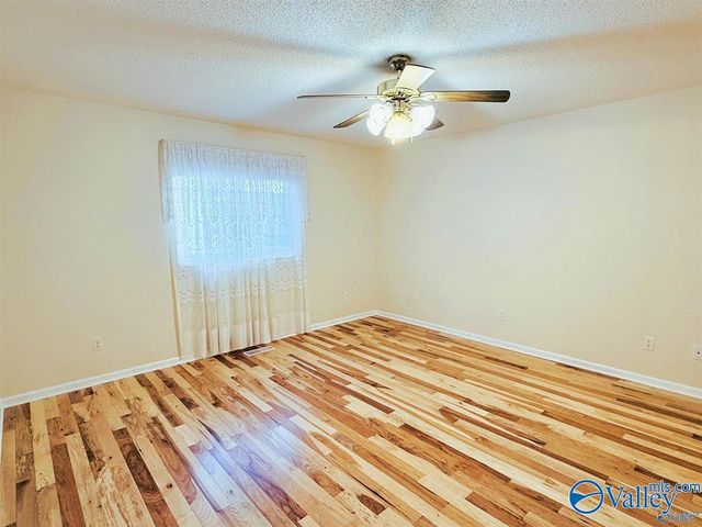 829 10th Street NW, Arab, AL 35016