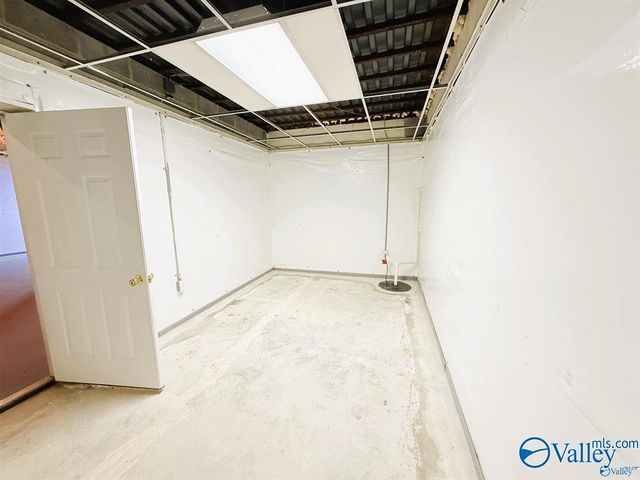 829 10th Street NW, Arab, AL 35016