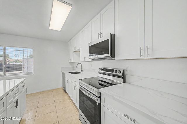 6201 W CITRUS Way, Glendale, AZ 85301