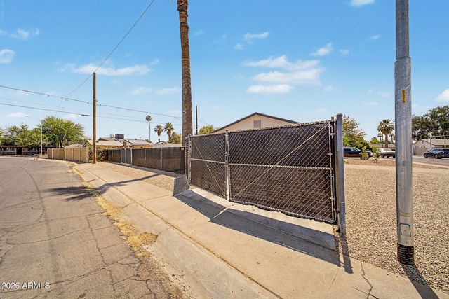 6201 W CITRUS Way, Glendale, AZ 85301