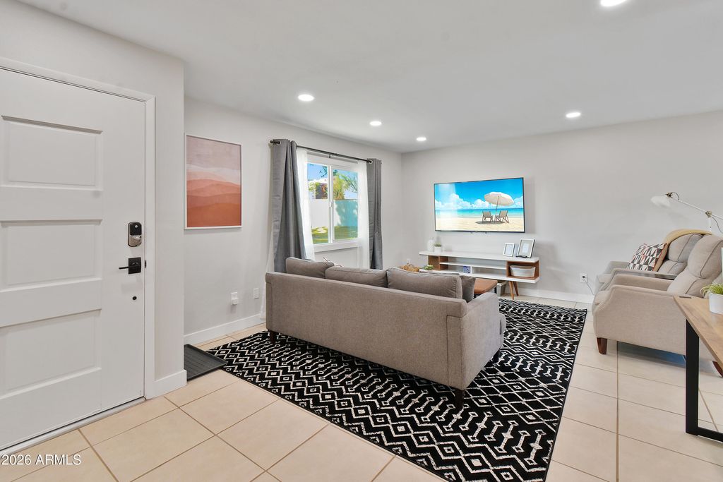 5909 N 81ST Street, Scottsdale, AZ 85250