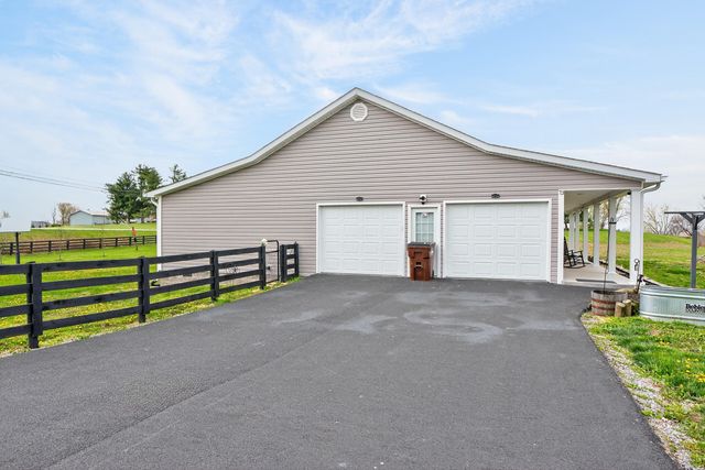 73 Lee Drive, Lancaster, KY 40444