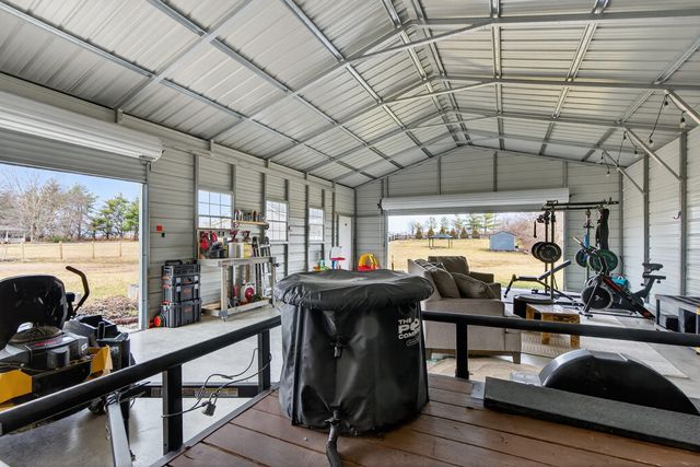 73 Lee Drive, Lancaster, KY 40444