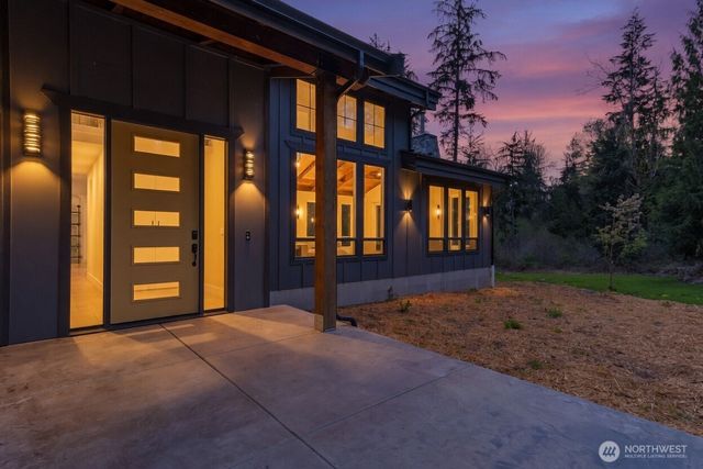 14886 Wilkeson Spiketon Road E, Wilkeson, WA 98396