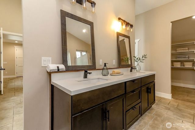 14886 Wilkeson Spiketon Road E, Wilkeson, WA 98396