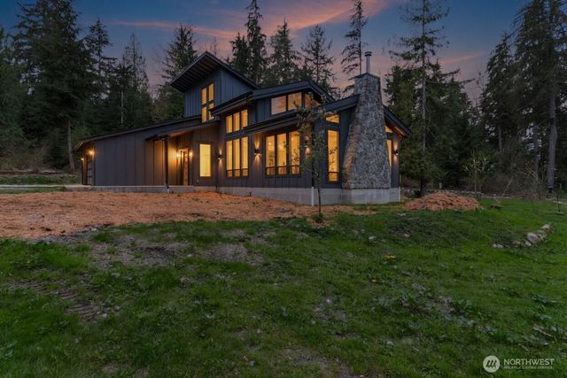 14886 Wilkeson Spiketon Road E, Wilkeson, WA 98396