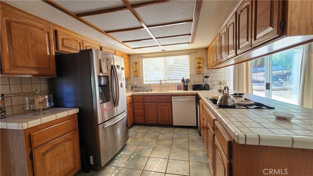 23729 Citrus Avenue, Perris, CA 92570