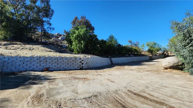 23729 Citrus Avenue, Perris, CA 92570