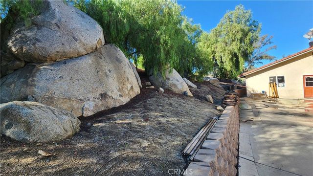 23729 Citrus Avenue, Perris, CA 92570