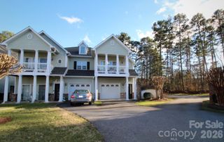 1364 21st Avenue NE, Hickory, NC 28601