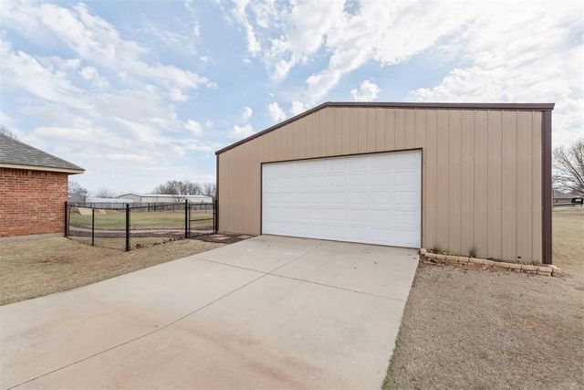 1928 SW 9th Street, Newcastle, OK 73065