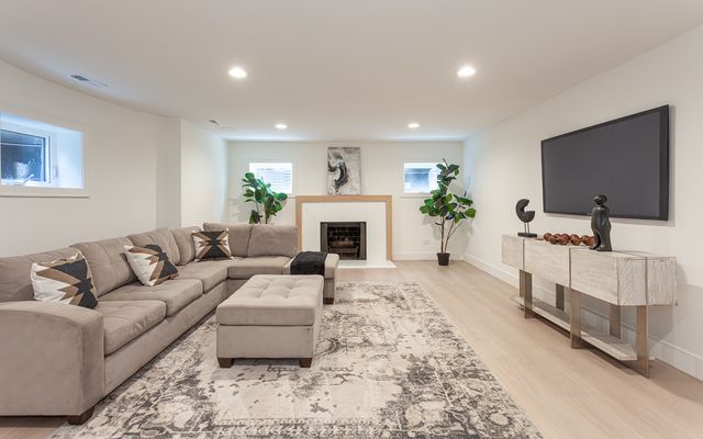 1503 Clinton Place, River Forest, IL 60305