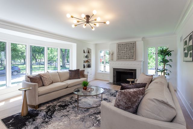 1503 Clinton Place, River Forest, IL 60305