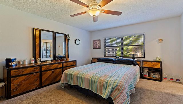 4910 BAY STREET NE 310, St Petersburg, FL 33703