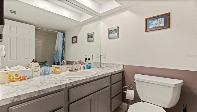 4910 BAY STREET NE 310, St Petersburg, FL 33703