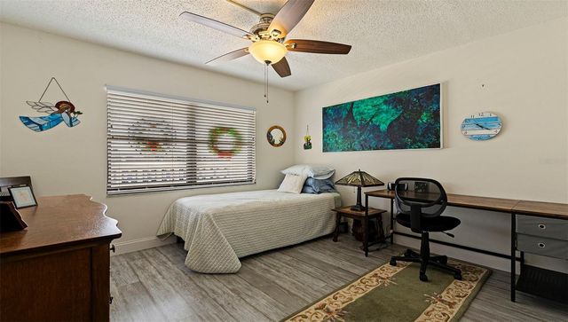 4910 BAY STREET NE 310, St Petersburg, FL 33703