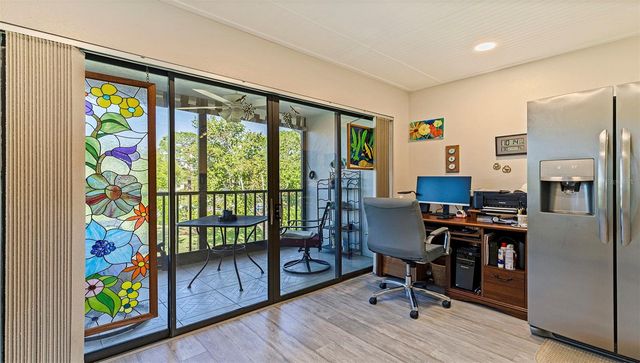 4910 BAY STREET NE 310, St Petersburg, FL 33703