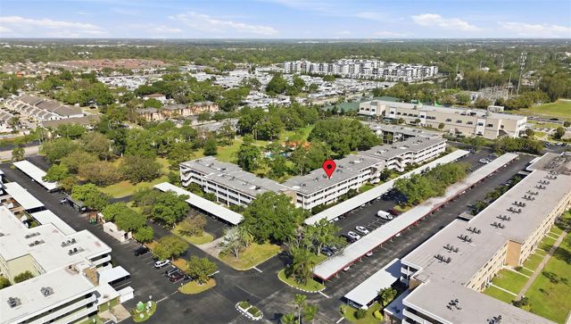 4910 BAY STREET NE 310, St Petersburg, FL 33703