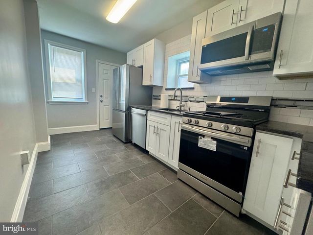 1918 W 6TH ST, Wilmington, DE 19805