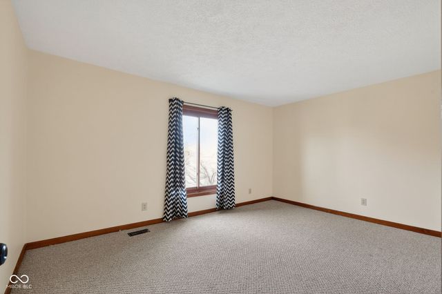 867 Ironwood West Drive, Brownsburg, IN 46112