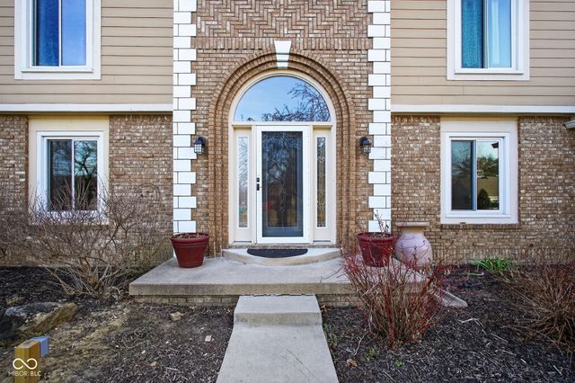 867 Ironwood West Drive, Brownsburg, IN 46112