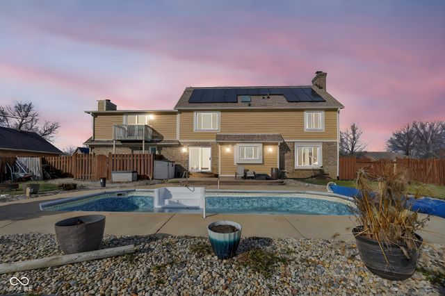 867 Ironwood West Drive, Brownsburg, IN 46112