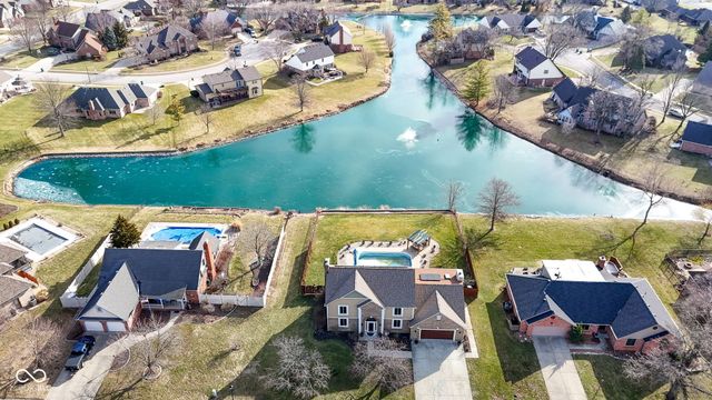 867 Ironwood West Drive, Brownsburg, IN 46112