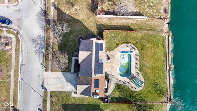 867 Ironwood West Drive, Brownsburg, IN 46112