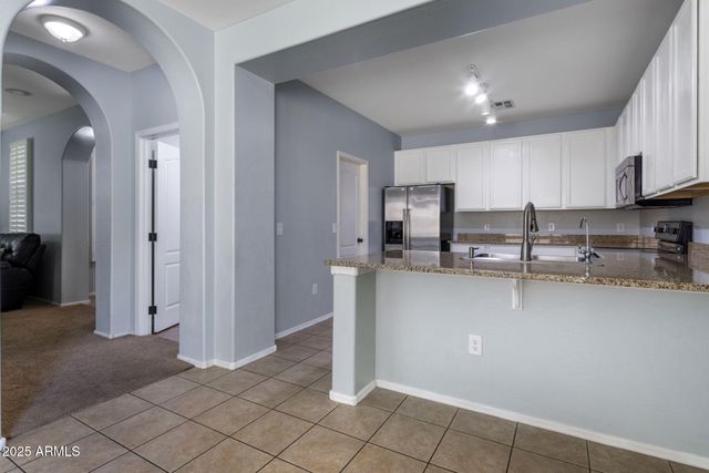 849 S HENRY Lane, Gilbert, AZ 85296