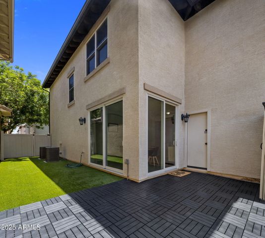 849 S HENRY Lane, Gilbert, AZ 85296