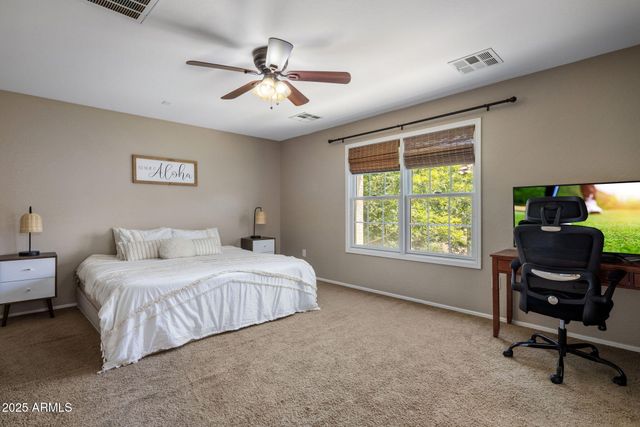 849 S HENRY Lane, Gilbert, AZ 85296