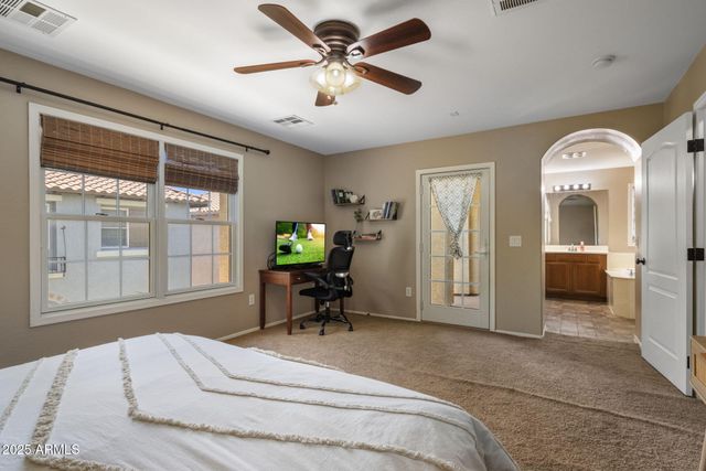 849 S HENRY Lane, Gilbert, AZ 85296