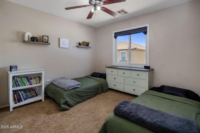 849 S HENRY Lane, Gilbert, AZ 85296