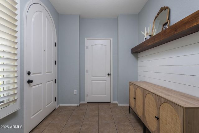 849 S HENRY Lane, Gilbert, AZ 85296