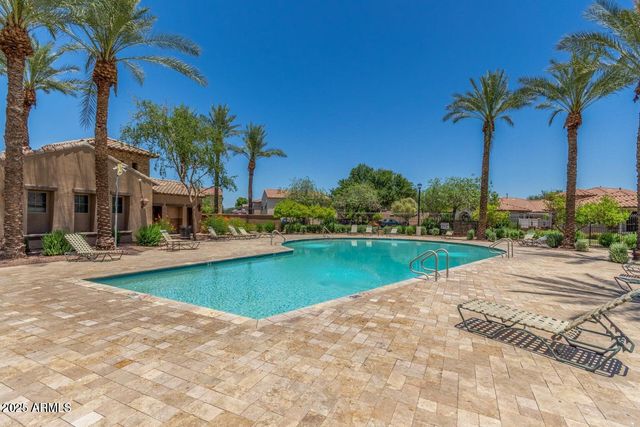 849 S HENRY Lane, Gilbert, AZ 85296