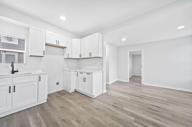 2841 E 10th Avenue, Columbus, OH 43219