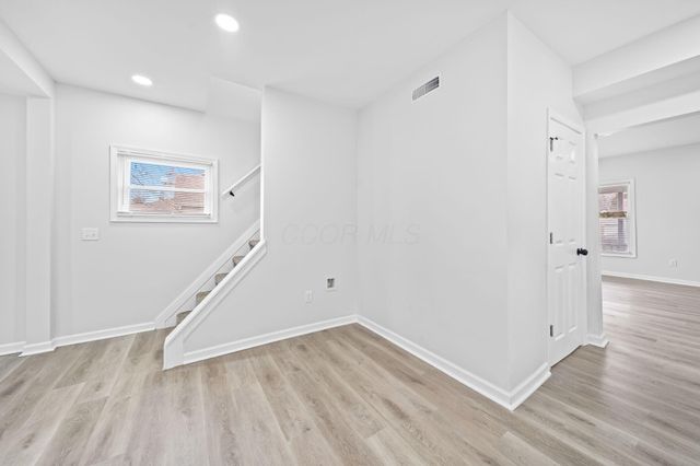 2841 E 10th Avenue, Columbus, OH 43219