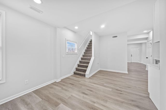 2841 E 10th Avenue, Columbus, OH 43219